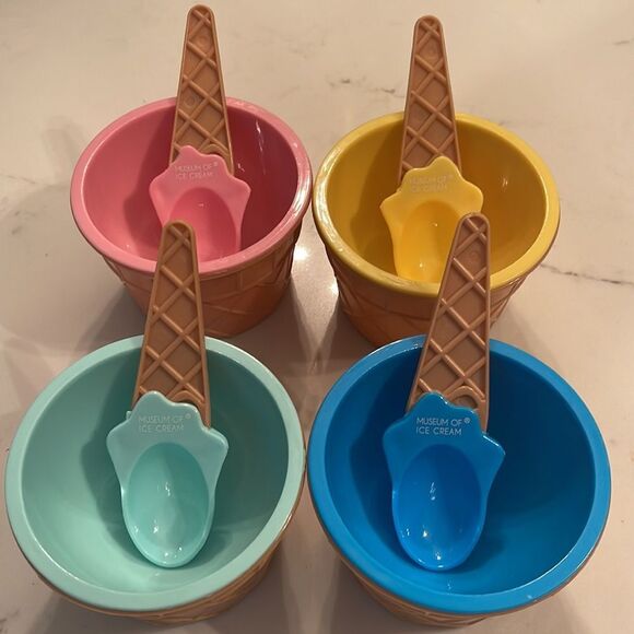 Museum of Ice Cream Bowl and Spoon Set (4) - Picture 1 of 4